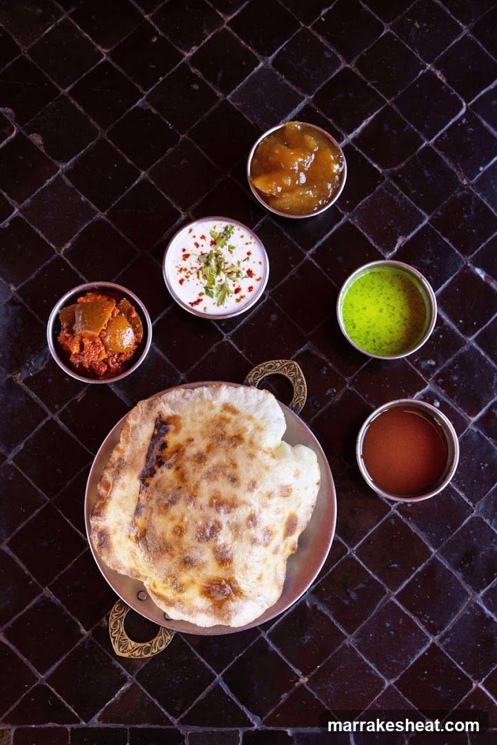 BOLLYWOOD CAFE
